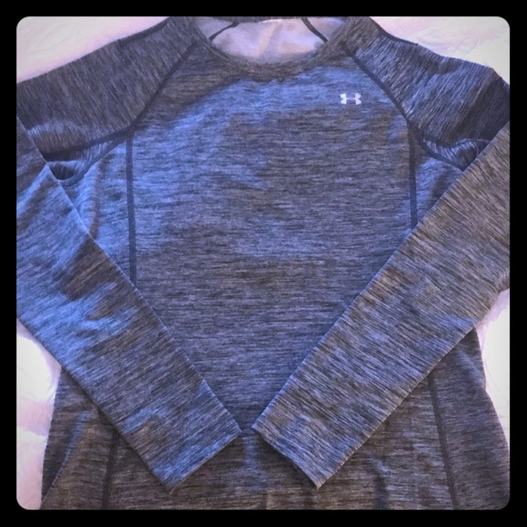 Under Armour Tops - long-sleeved athletic shirt